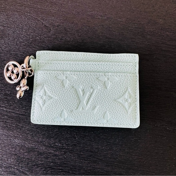 Louis Vuitton card holder - Picture 6 of 6